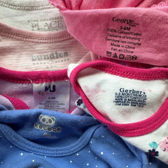 0-6 Month Girls Onesies/Diaper Shirts Bundle - Picture 5 of 5